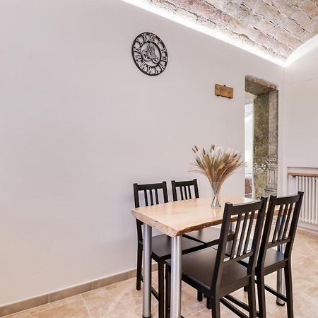 Romarina Apartment ภายนอก รูปภาพ